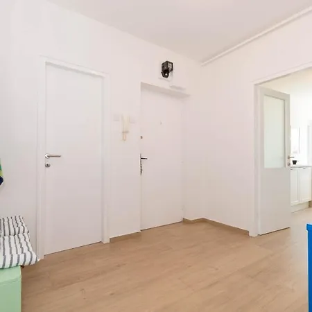 Nona Mileva Apartment *
