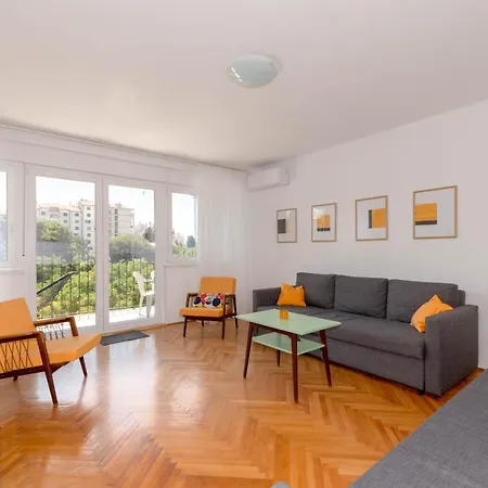 Nona Mileva Apartment
